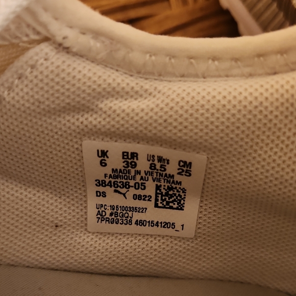 Puma White and Silver Athletic Shoes - Picture 4 of 6